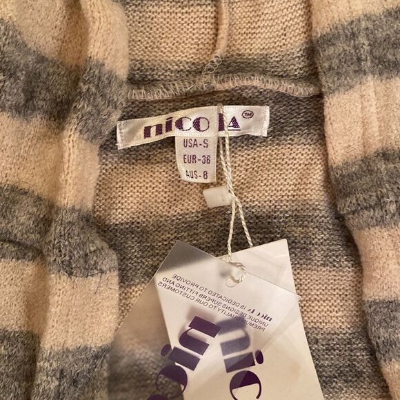 NWT Nico La cardigan gray and cream - Picture 4 of 10
